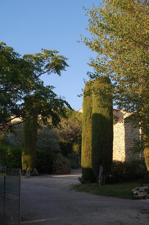 Cypres Du Paradis A Gordes Ngoại thất bức ảnh