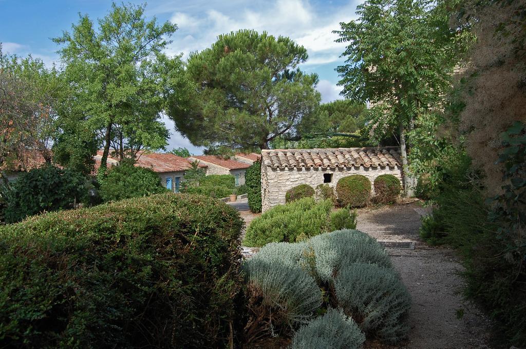 Cypres Du Paradis A Gordes Ngoại thất bức ảnh