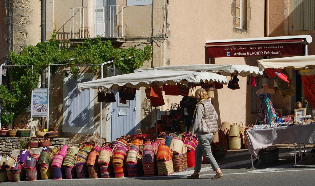 Cypres Du Paradis A Gordes Ngoại thất bức ảnh