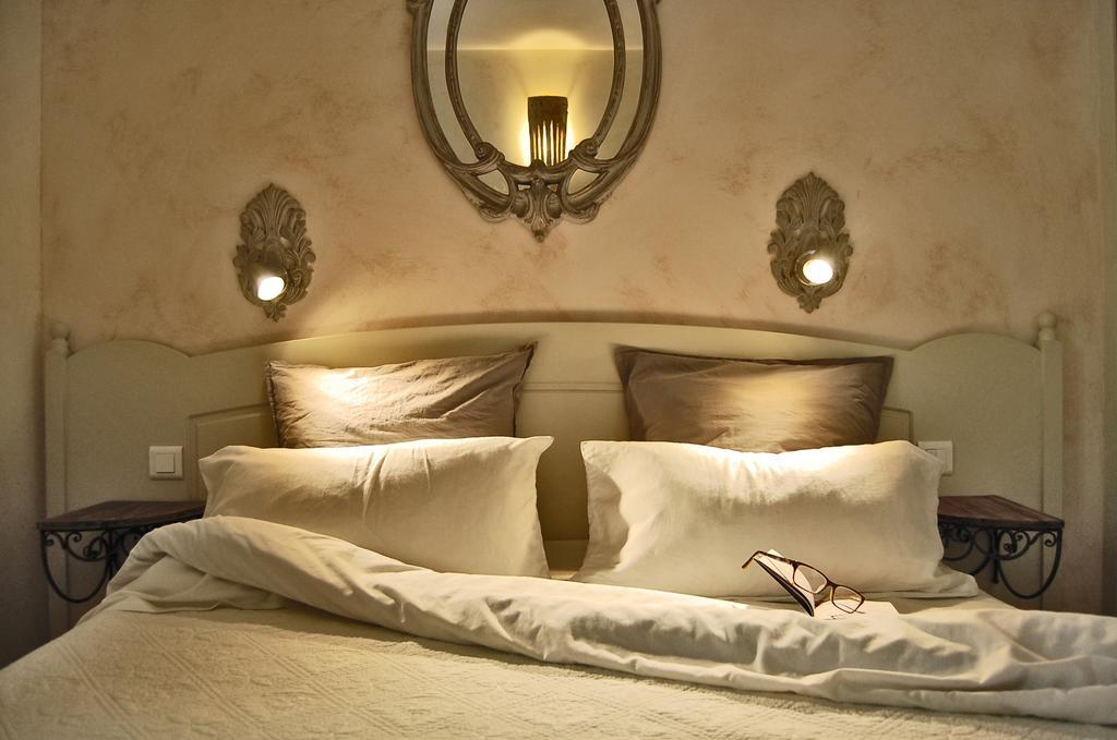 Cypres Du Paradis A Gordes Ngoại thất bức ảnh